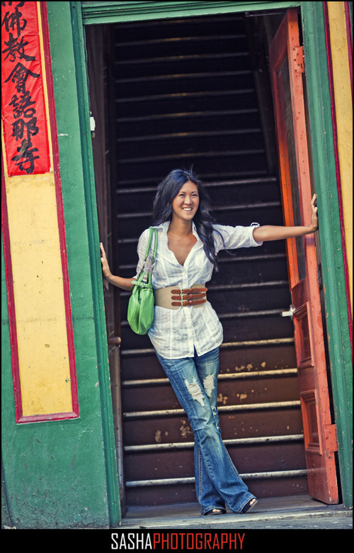 chinatown san francisco engagement session