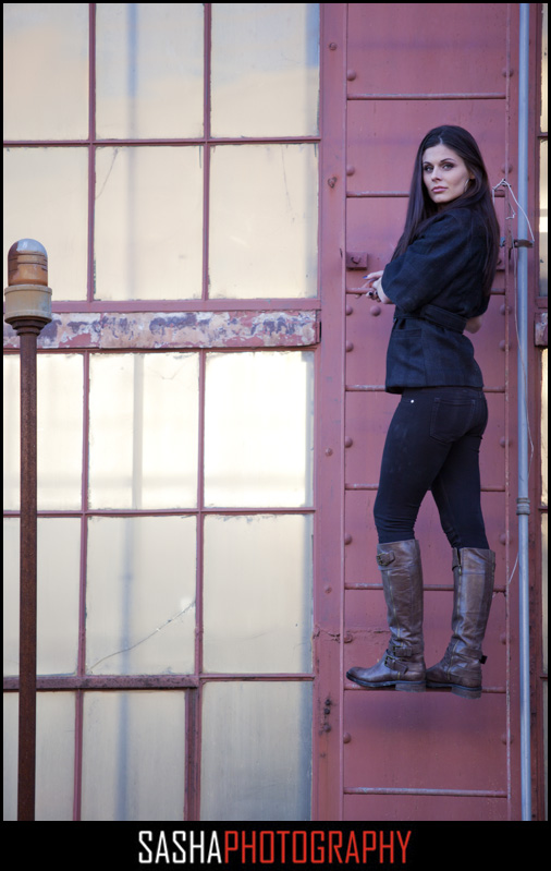 urban engagement session photo