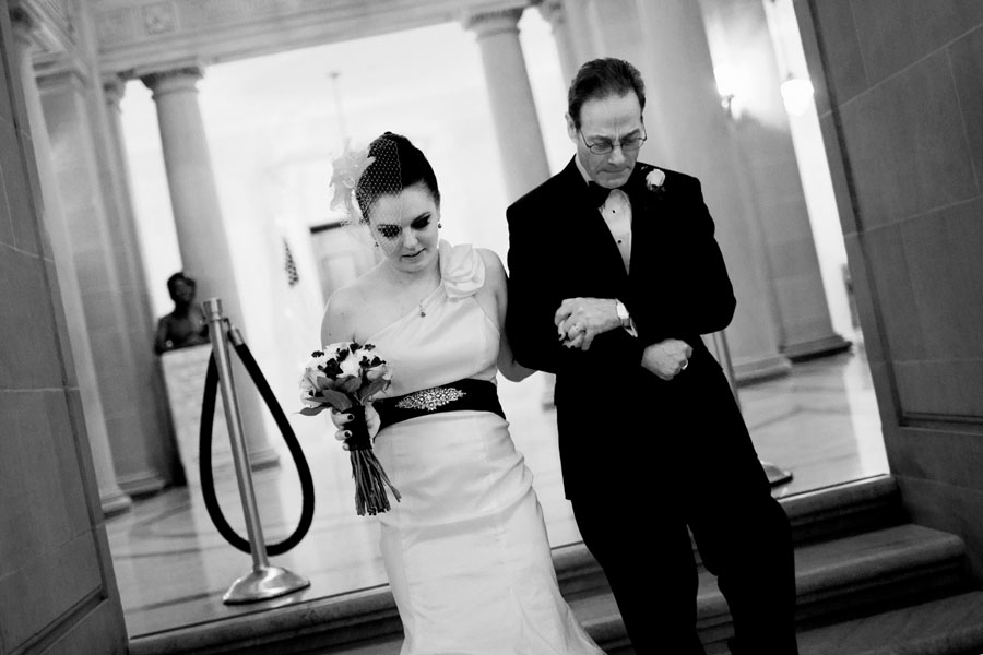 san francisco city hall wedding photo